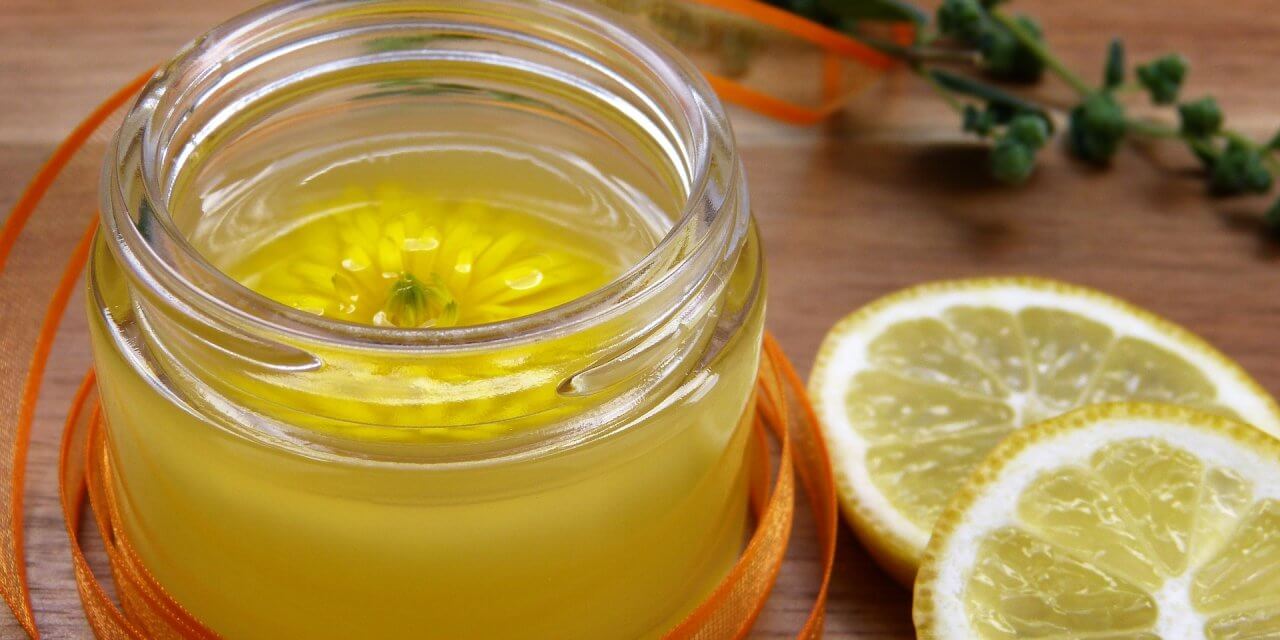 How to Make Your personal Lemon Oil Lotion